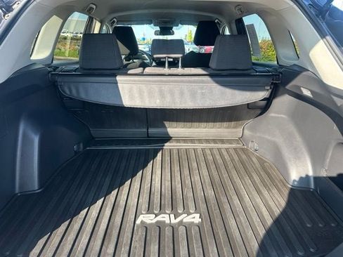Used 2019 Toyota RAV4 LE w/ All Weather Liner Package AWD/4WD image 7