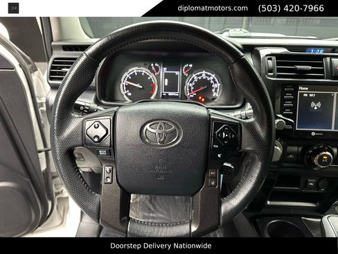 Used 2020 Toyota 4Runner TRD Off-Road image 23