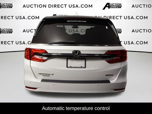 Used 2021 Honda Odyssey Touring image 3