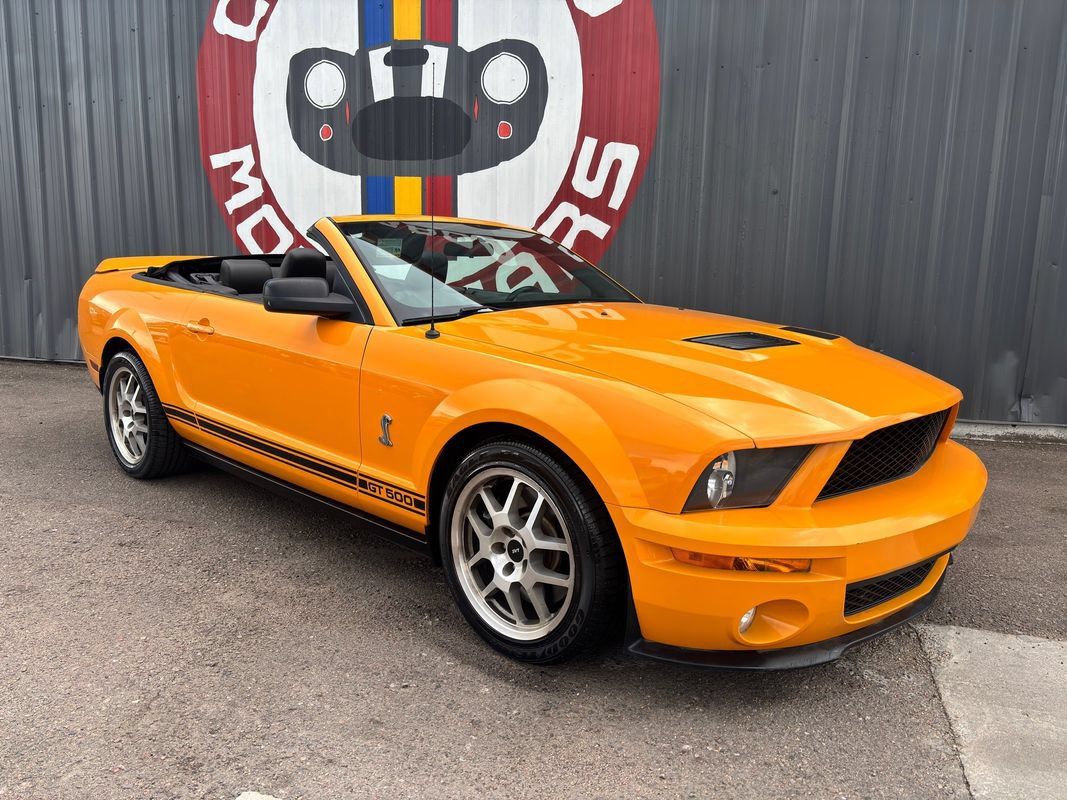 Used 2009 Ford Mustang Shelby GT500 RWD image 2