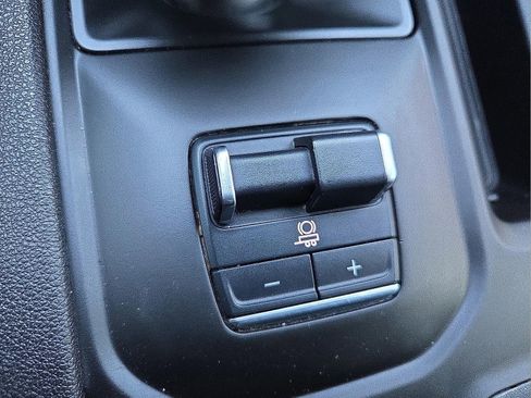 Certified 2022 GMC Sierra 1500 AT4 w/ AT4 Premium Package image 20