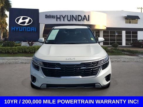 Used 2024 Kia Seltos LX AWD/4WD image 2