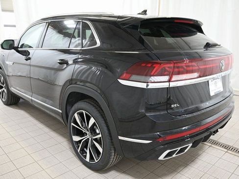 New 2026 Volkswagen Atlas Cross Sport SEL Premium R-Line AWD/4WD image 11