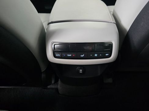 Used 2023 Hyundai Palisade SEL AWD/4WD image 34