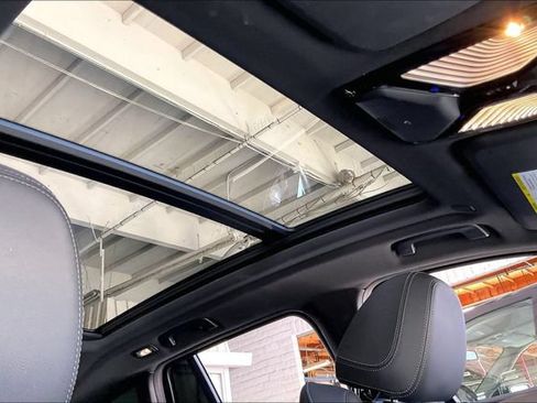 Used 2023 BMW X3 sDrive30i w/ Premium Package RWD image 29