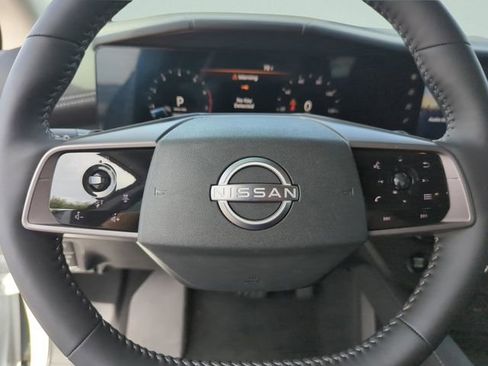Certified 2025 Nissan Murano SV FWD image 41