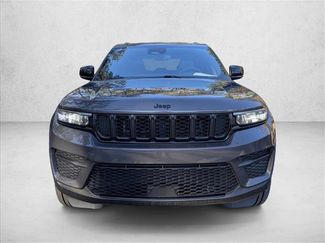 Used 2023 Jeep Grand Cherokee Altitude video 2