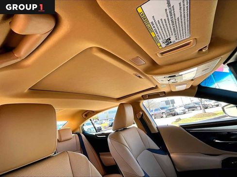 Certified 2025 Lexus ES 350 ES 350 w/ Premium Package image 12