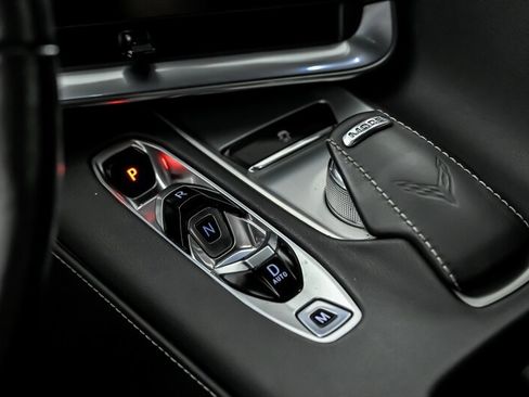 Used 2021 Chevrolet Corvette Stingray Coupe w/ Z51 Performance Package image 33