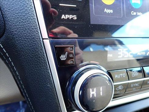 Used 2019 Subaru Outback 2.5i Limited image 24