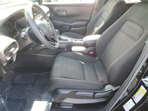 Certified 2024 Honda HR-V Sport image 17