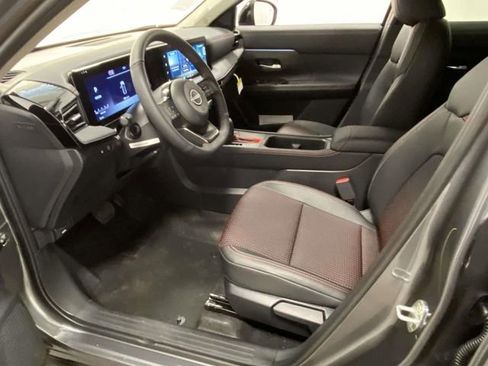 New 2026 Nissan Kicks SR w/ Cold Weather Package FWD image 11