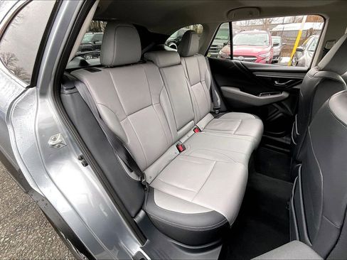 Certified 2025 Subaru Outback Limited w/ Popular Package #2 image 18