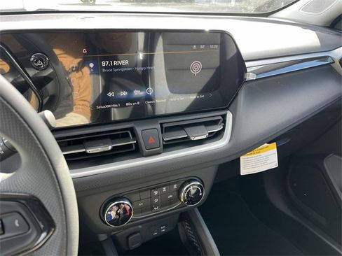 New 2026 Chevrolet TrailBlazer LS image 16