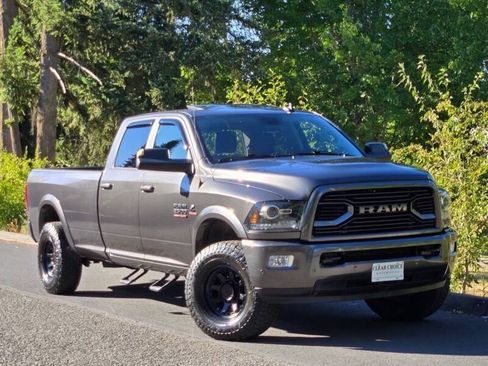 Used 2018 RAM 2500 Laramie w/ Sport Appearance Group AWD/4WD image 5