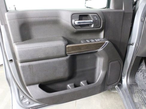 Used 2021 Chevrolet Silverado 1500 RST image 16