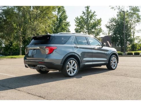 Used 2021 Ford Explorer Platinum w/ Equipment Group 601A AWD/4WD image 5