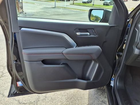 New 2026 Chevrolet Colorado Z71 image 8