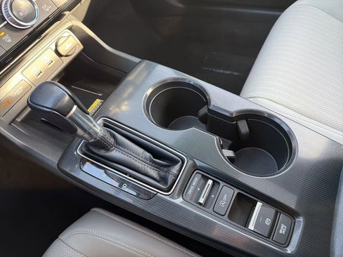 Used 2022 Honda Civic Touring image 36