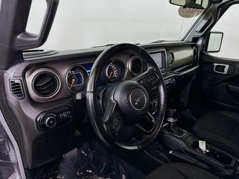 Certified 2020 Jeep Wrangler Unlimited Sport S image 17