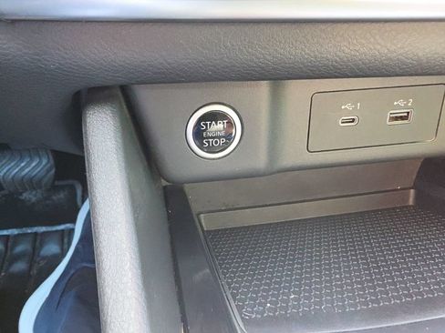 Used 2022 Nissan Rogue S FWD image 15
