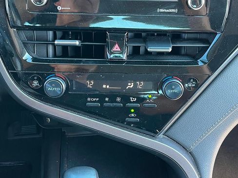 Used 2023 Toyota Camry SE image 23