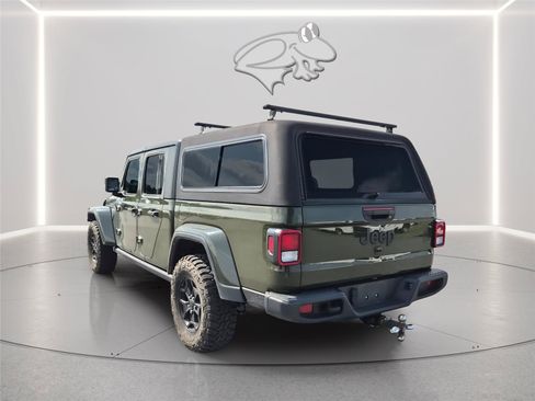 Used 2022 Jeep Gladiator Sport AWD/4WD image 7