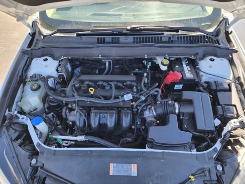 Used 2017 Ford Fusion S w/ Equipment Group 101A FWD image 15