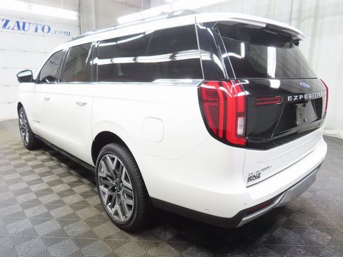 Used 2025 Ford Expedition Max Platinum w/ Platinum Ultimate Package image 5