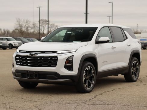 New 2026 Chevrolet Equinox LT w/ Convenience Package II image 3