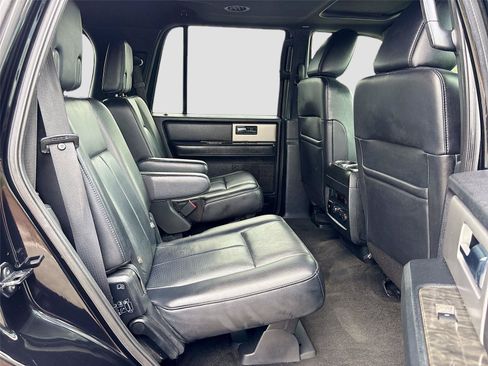 Used 2017 Ford Expedition Limited w/ Equipment Group 301A RWD image 30