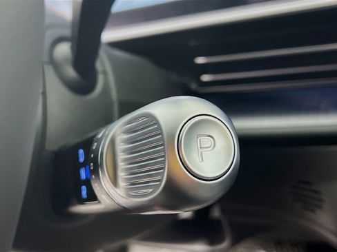 New 2025 Hyundai Ioniq 6 SE image 15