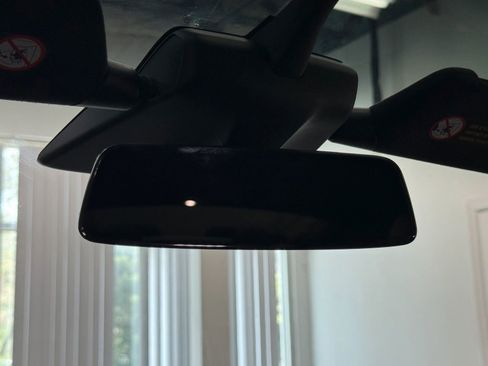 Used 2018 Tesla Model X 100D image 37