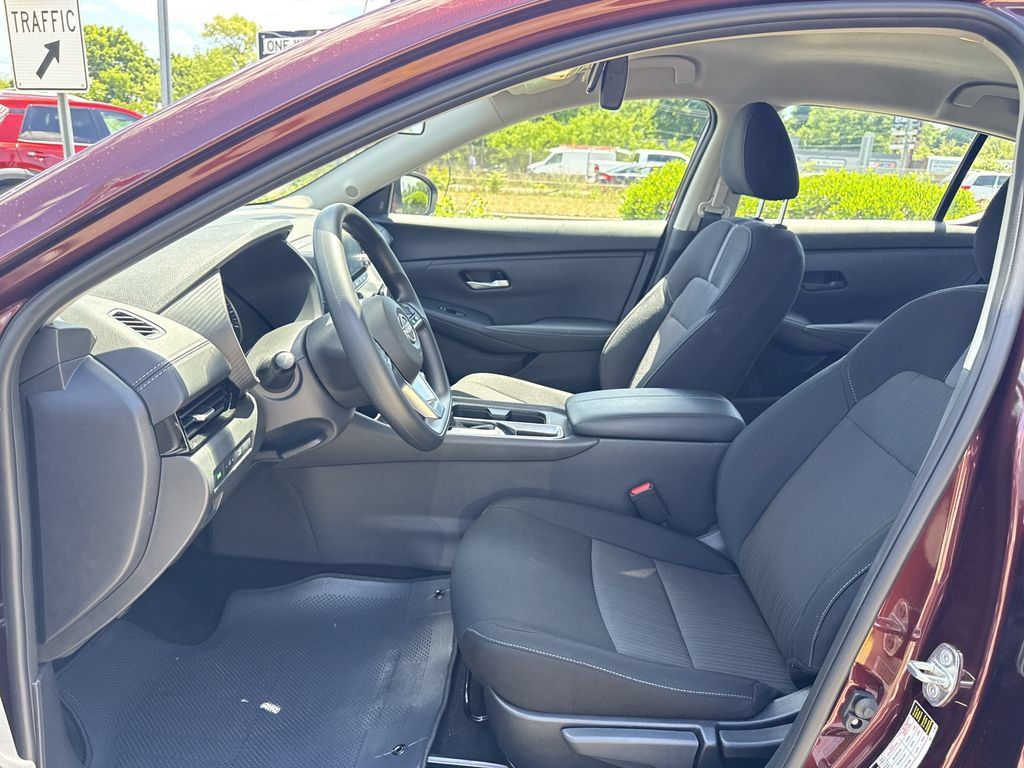 Certified 2025 Nissan Sentra SV FWD image 13