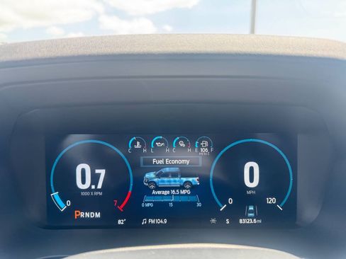 Used 2022 Ford F150 Lariat w/ Equipment Group 502A High AWD/4WD image 2