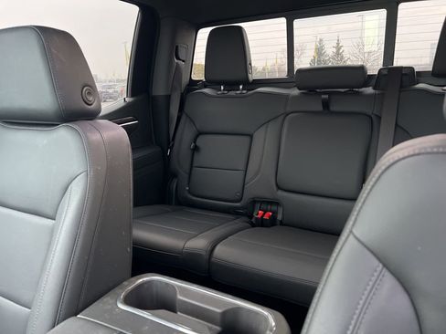 Used 2025 Chevrolet Silverado 1500 LTZ w/ LTZ Premium Package image 26