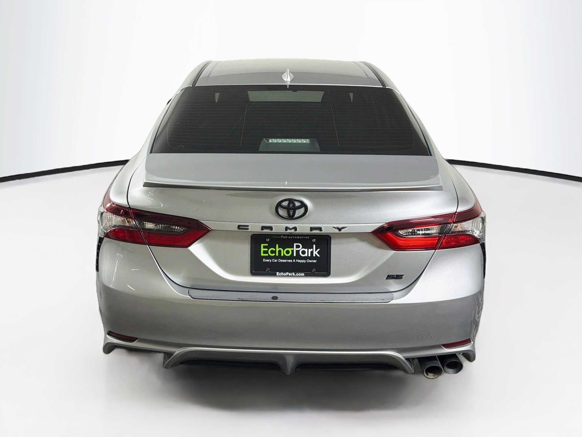 Used 2023 Toyota Camry SE FWD image 7