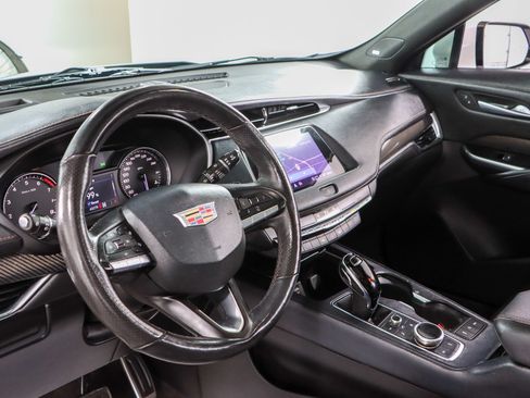 Used 2023 Cadillac XT4 Sport w/ Sun And Sound Package AWD/4WD image 23