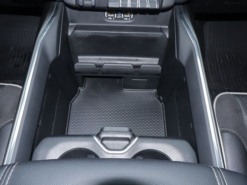 Used 2022 RAM 1500 Laramie w/ Sport Appearance Package AWD/4WD image 25