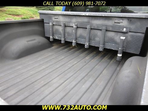 Used 2007 Dodge Ram 2500 Truck SLT image 19