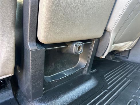 Used 2022 Ford F350 XL w/ Power Equipment Group image 23