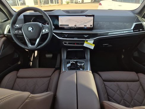 New 2026 BMW X5 xDrive50e w/ Climate Comfort Package image 33