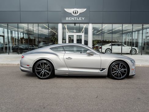 Used 2023 Bentley Continental GT Azure image 14