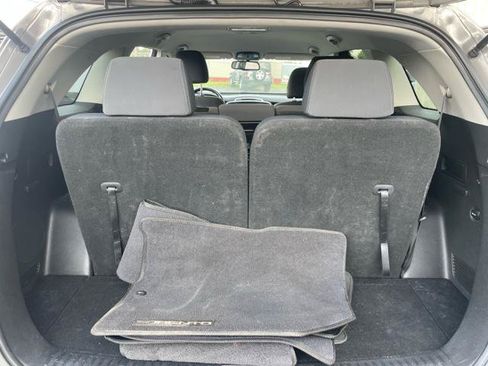 Used 2019 Kia Sorento FWD w/ LX Convenience Package image 16