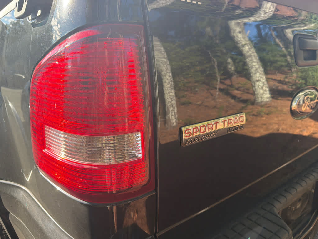 Used 2009 Ford Explorer Sport Trac Limited RWD image 9