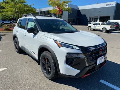 New 2026 Nissan Rogue SV w/ Rock Creek Premium Package