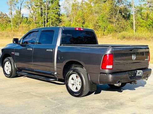 Used 2017 RAM 1500 Express image 5