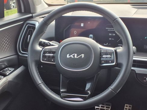 Used 2025 Kia Sorento SX FWD image 22