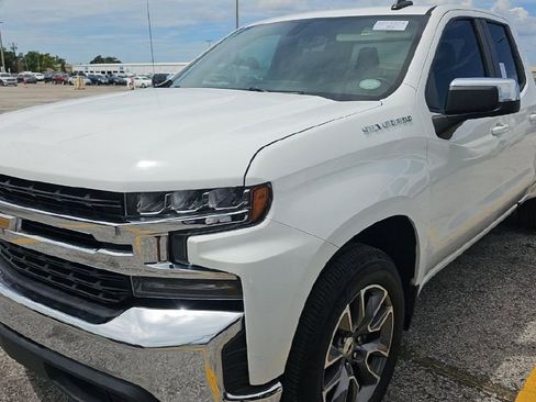 Used 2019 Chevrolet Silverado 1500 LT w/ All-Star Edition image 3