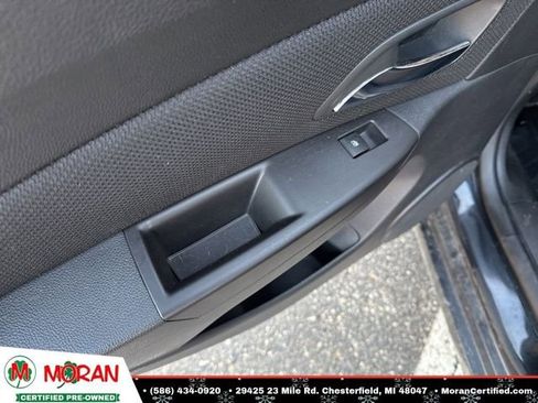 Used 2016 Chevrolet Cruze LT image 21